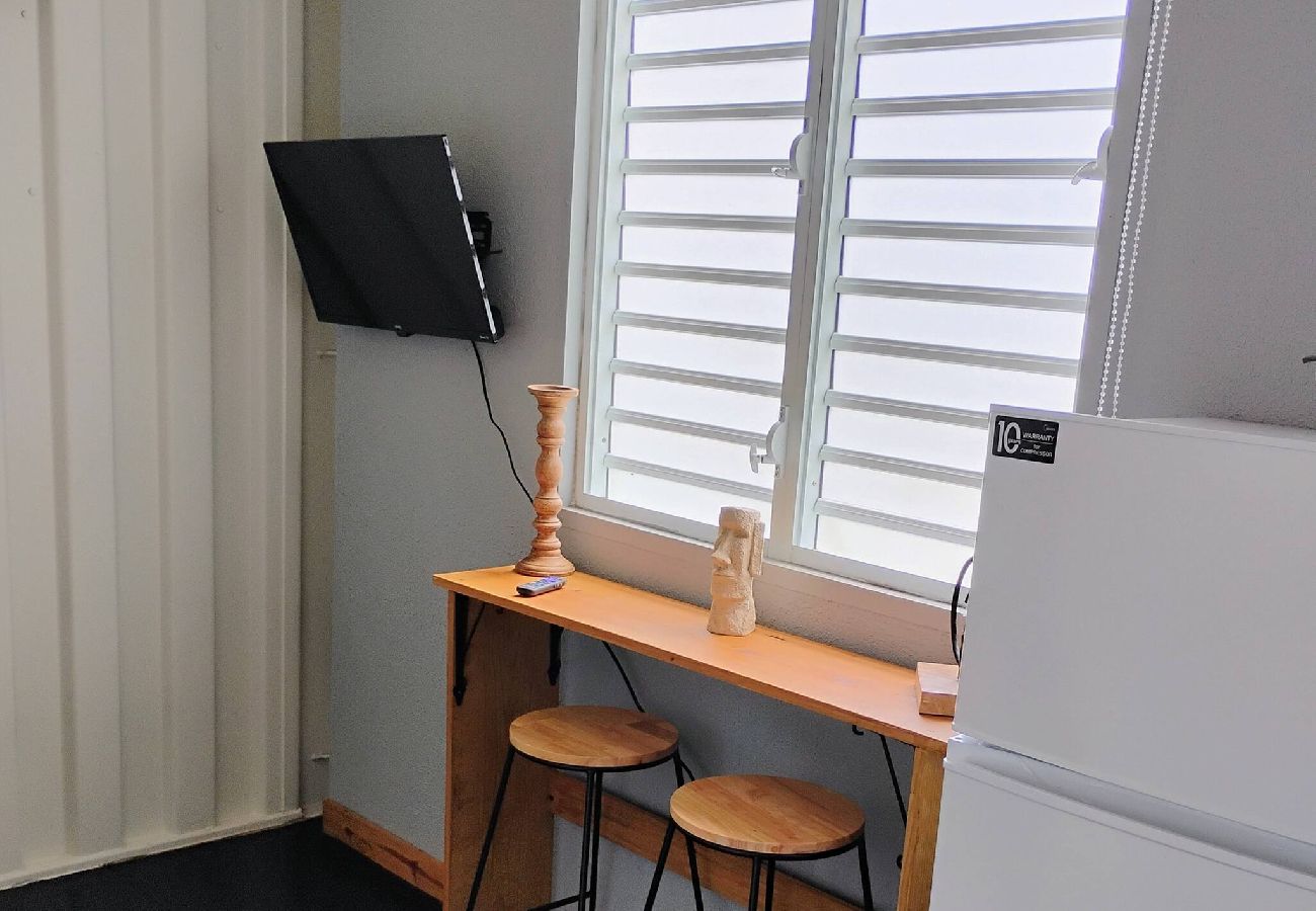 Apartamento en Vega Baja - Comfortable 1BR Beachside Apartment – Sleeps 4