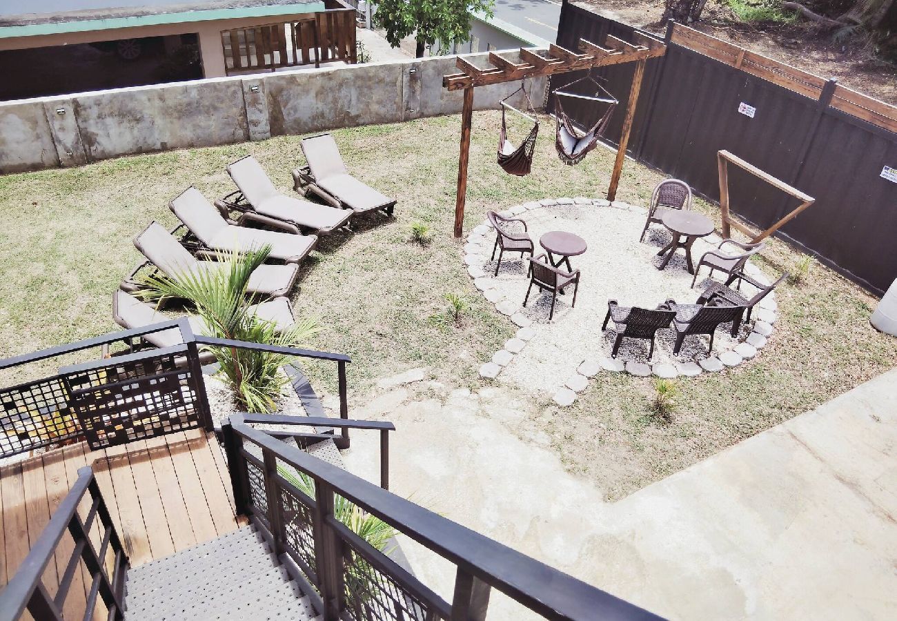 Apartamento en Vega Baja - Comfortable 1BR Beachside Apartment – Sleeps 4