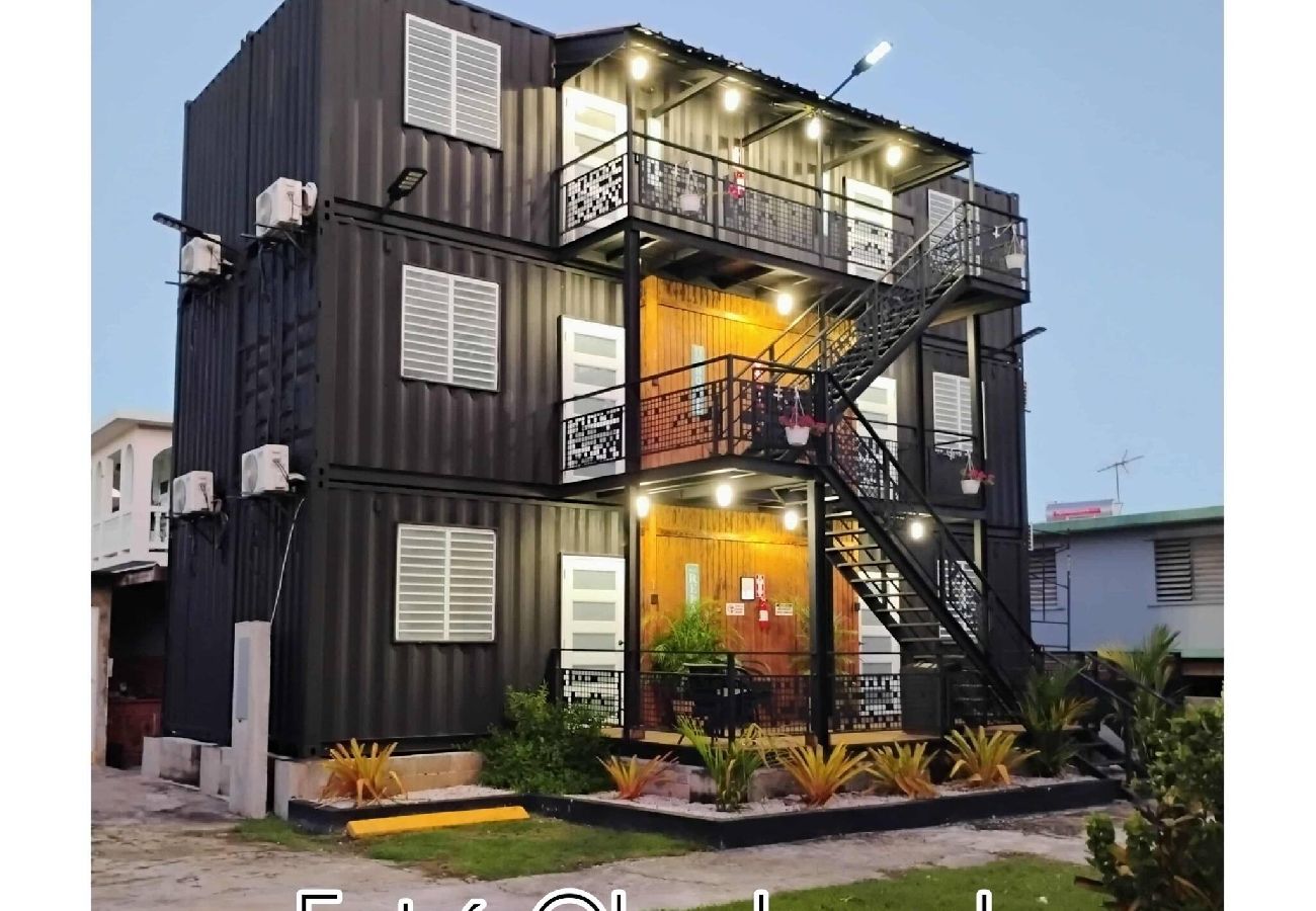 Apartamento en Vega Baja - Sunny 1-Bedroom Beach Apartment for 4 Guests