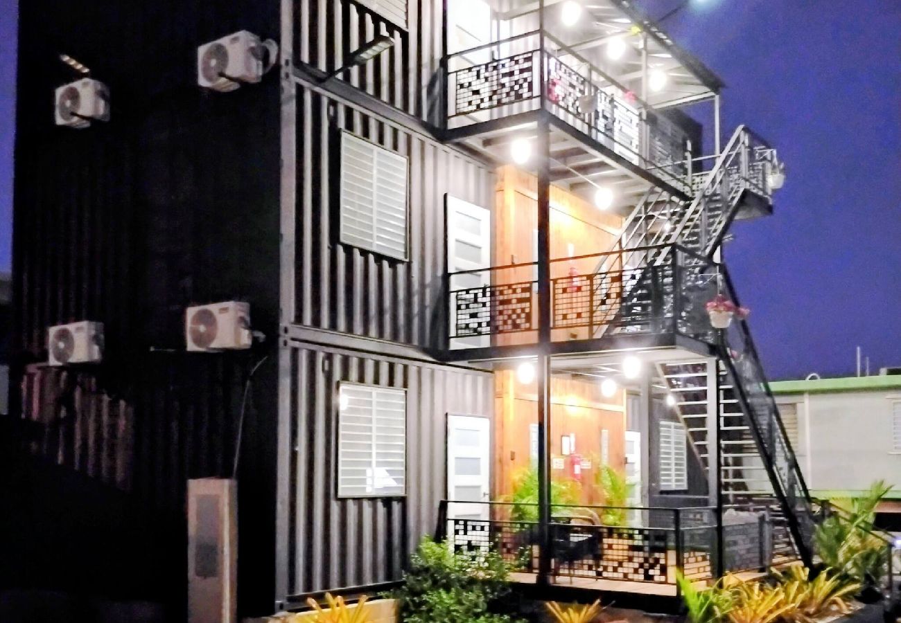 Apartamento en Vega Baja - Sunny 1-Bedroom Beach Apartment for 4 Guests