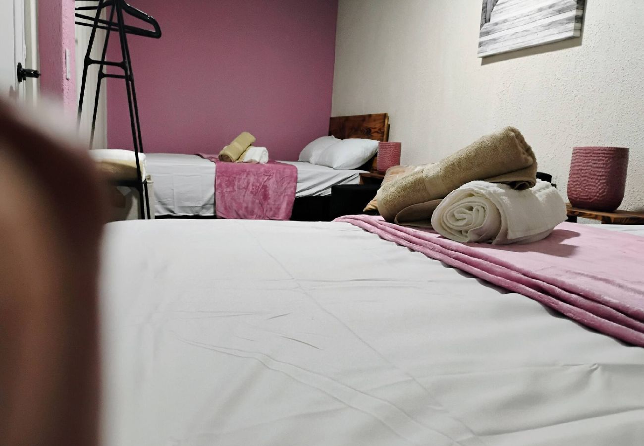 Apartamento en Vega Baja - Cozy 1BR Apartment with Private Entrance