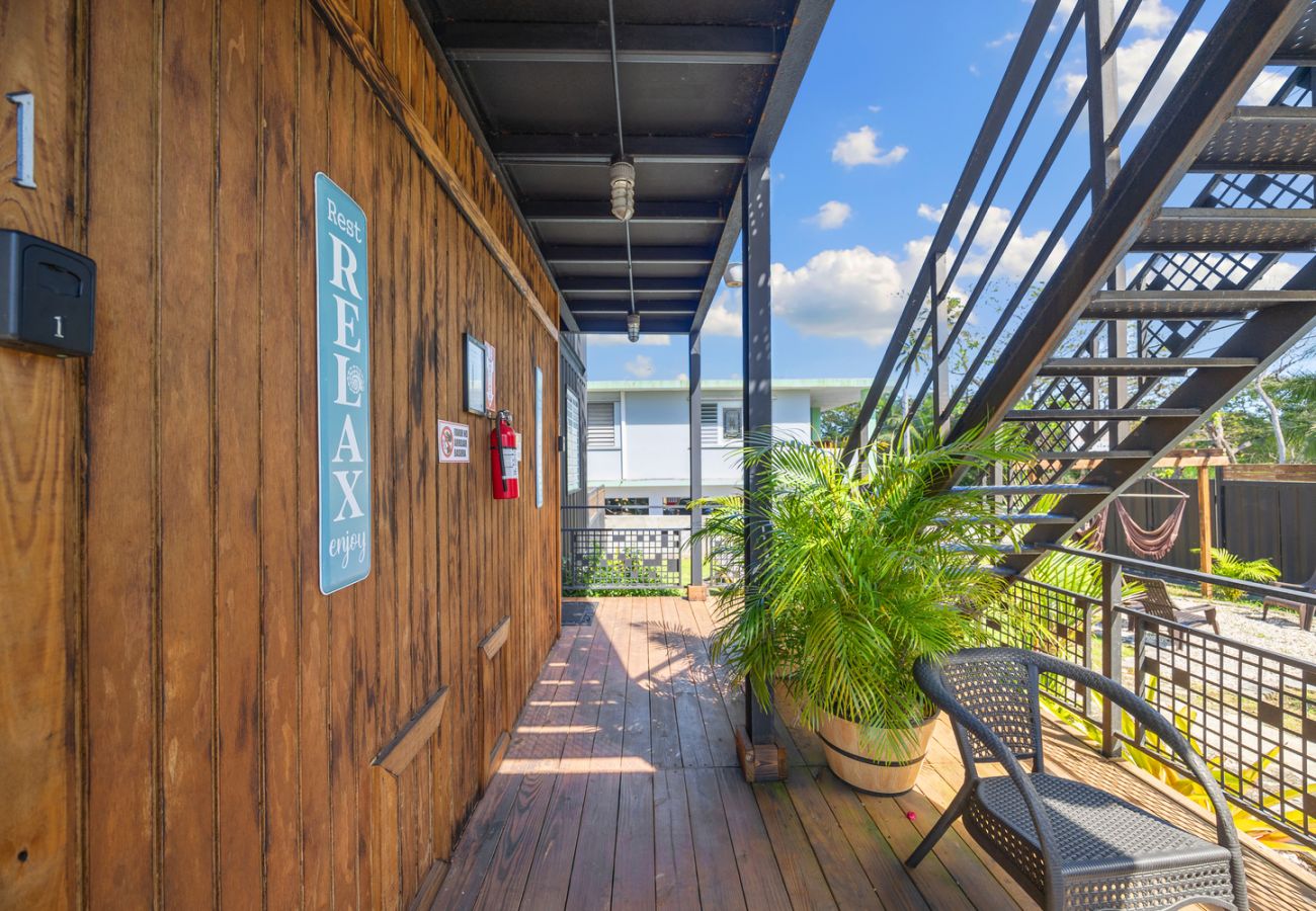 Apartamento en Vega Baja - Cozy 1BR Apartment with Private Entrance