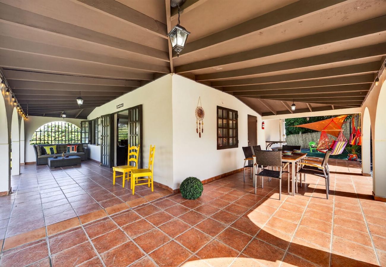 Finca en Cayey - Hideaway Mountain Escape w/ Jacuzzi & Scenic Views