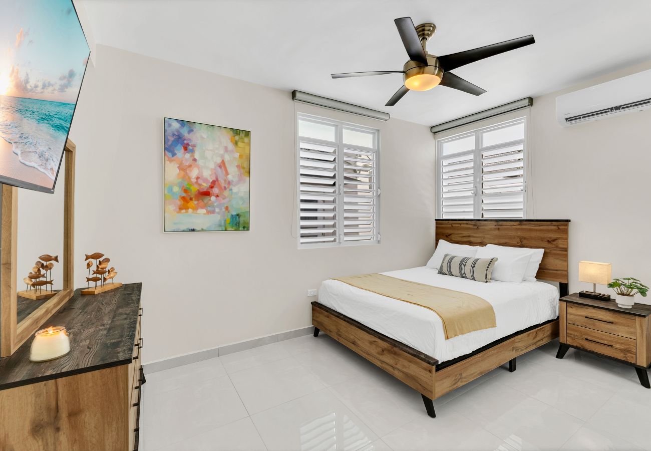 Apartamento en San Juan - Encantador 1BR con Balcón | Ideal para 3