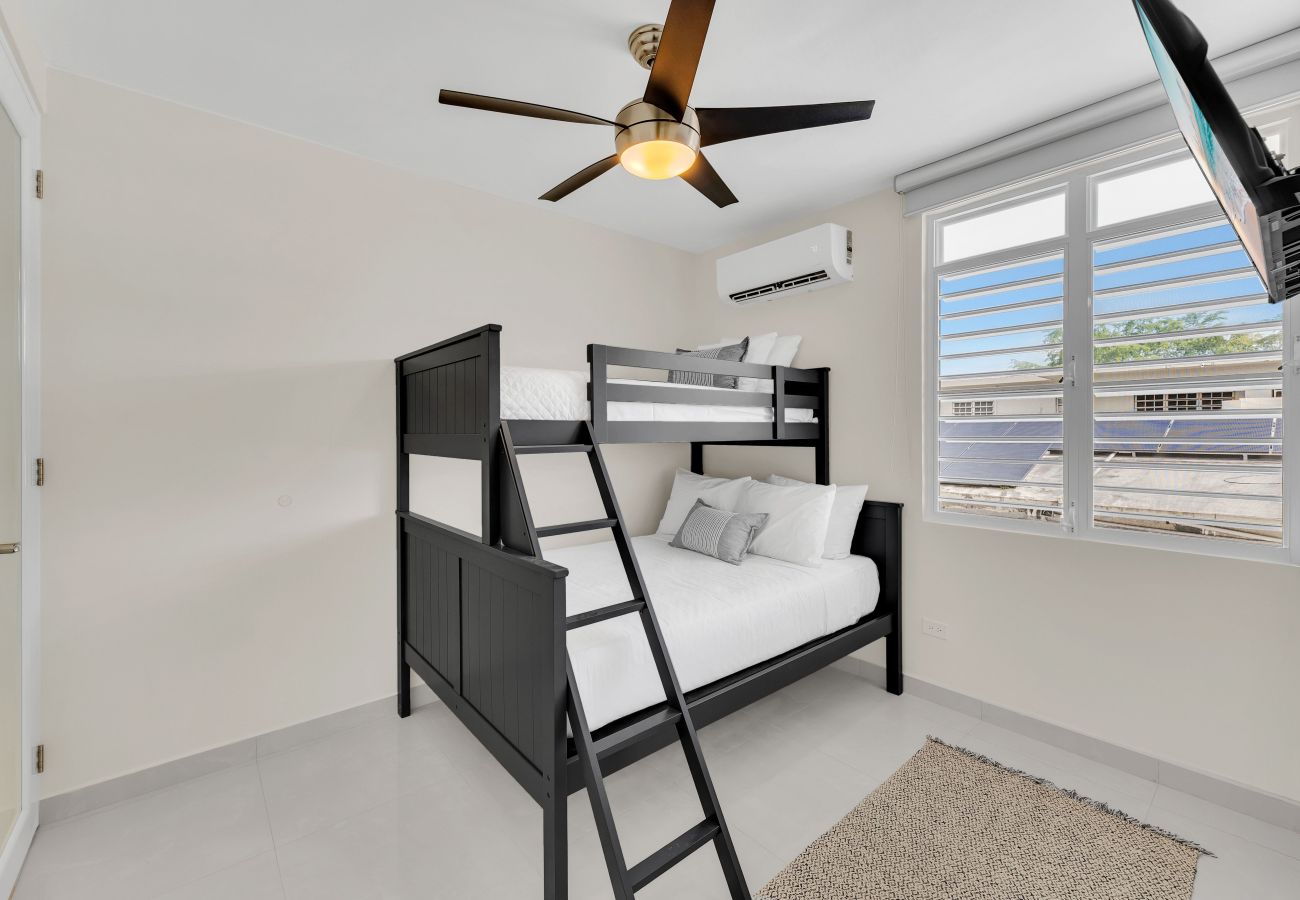 Apartamento en San Juan - Apartamento cómodo con balcón, 2 hab | Para 6