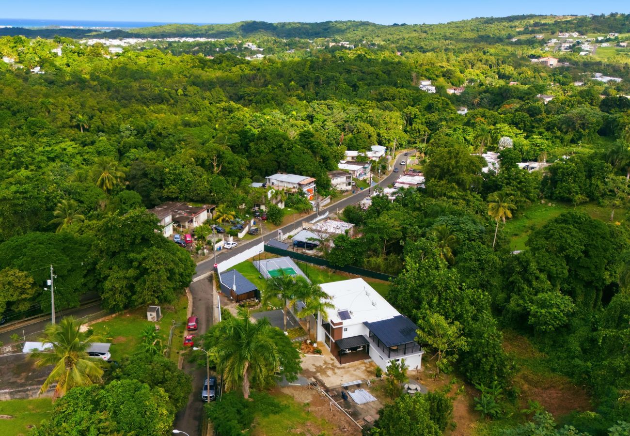 Casa en Río Grande - Rainforest Retreat | 6BR Private Pool Home for Groups
