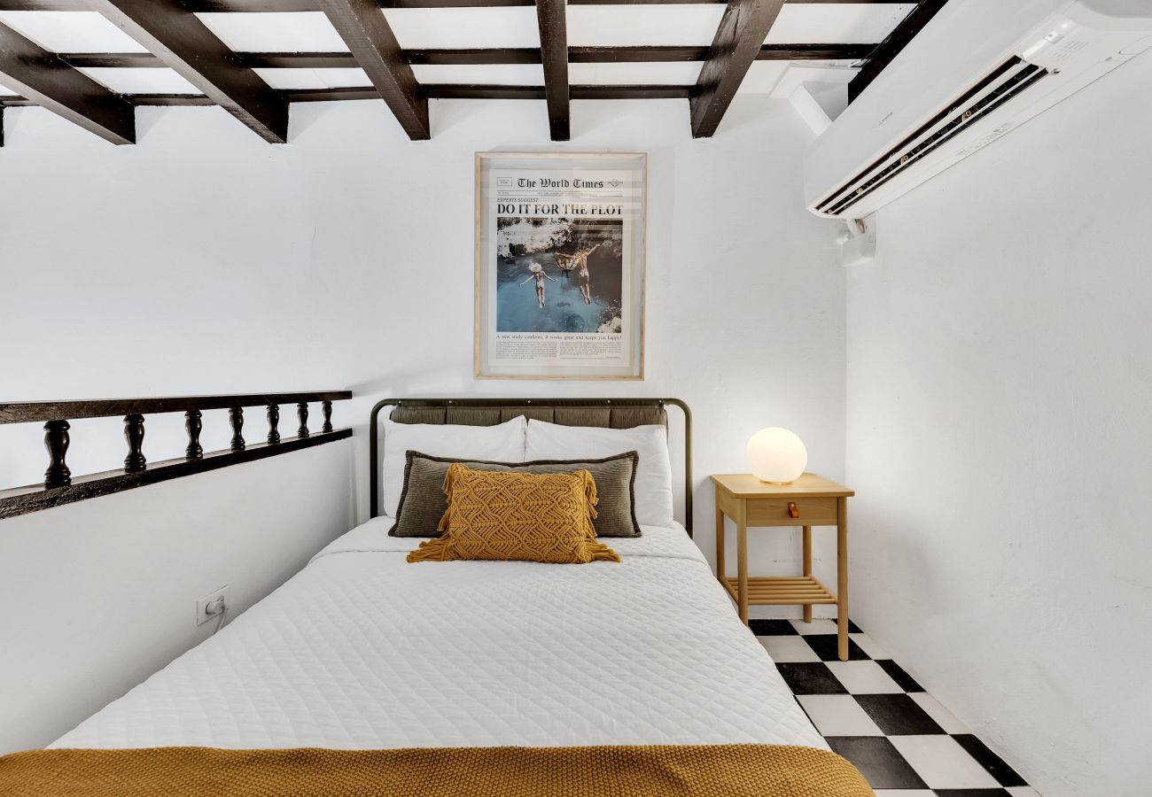 Apartamento en San Juan - Corazón de Old SJ | 2H, 5 Huéspedes + Terraza VIP