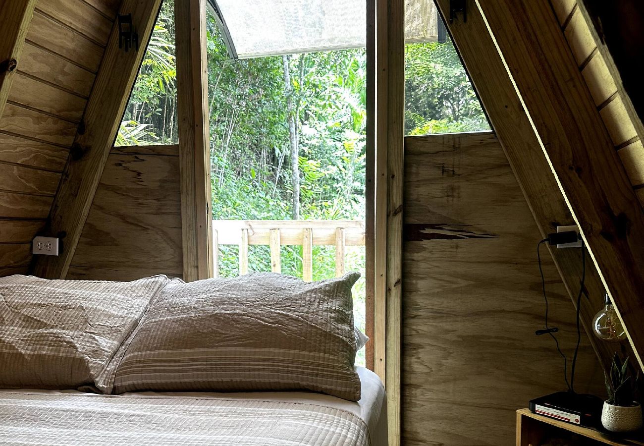 Casa en Cayey - Romantic Cozy Serene A Frame Mountain Cabin 