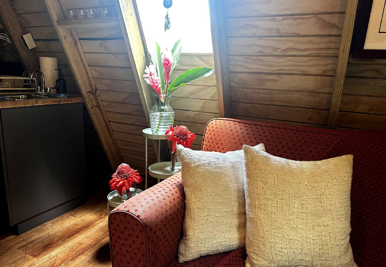 Casa en Cayey - Romantic Cozy Serene A Frame Mountain Cabin 