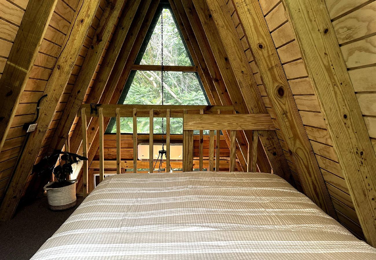 Casa en Cayey - Romantic Cozy Serene A Frame Mountain Cabin 