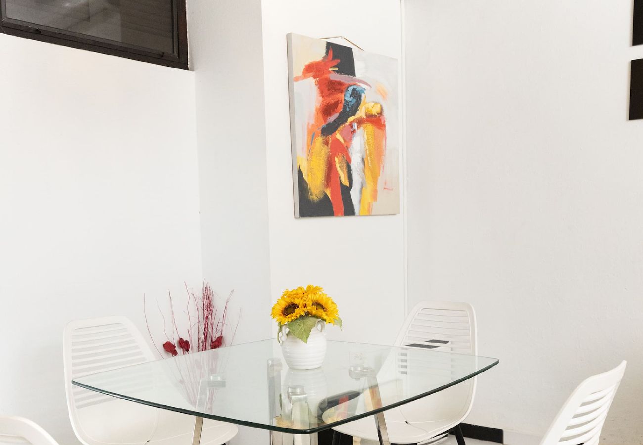 Apartamento en San Juan - Historic and Stylish Apt at Calle Fortaleza! 