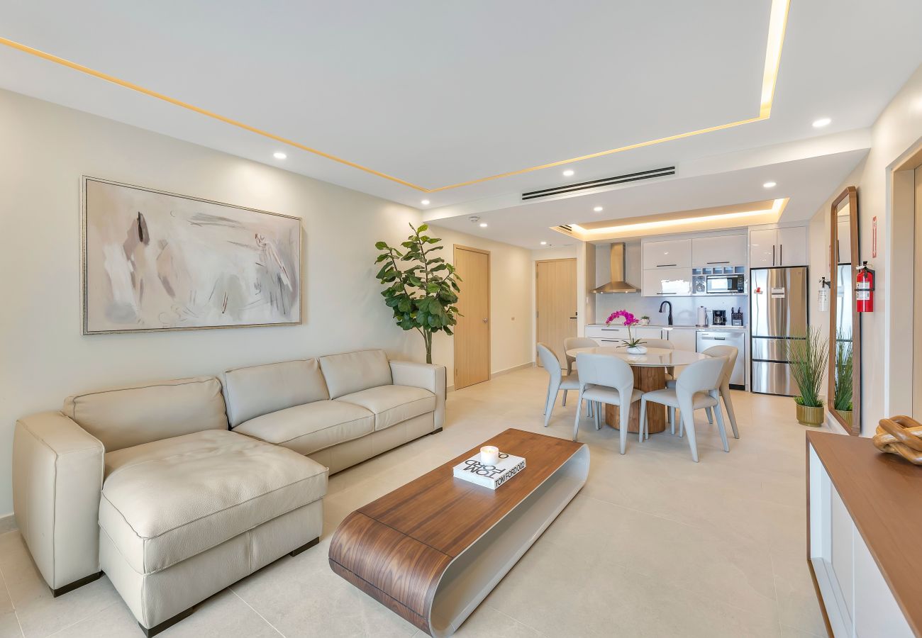 Apartamento en Dorado - Elegante Escape 1H con Cama King y Balcón