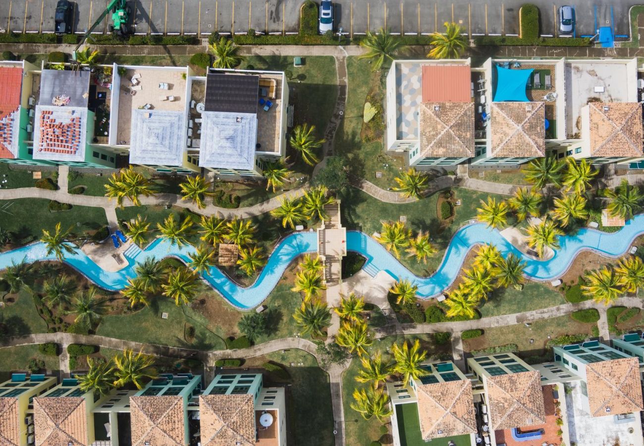 Residencial en Río Grande - Beachfront Aquatika Resort- Style/ Pools & Ocean