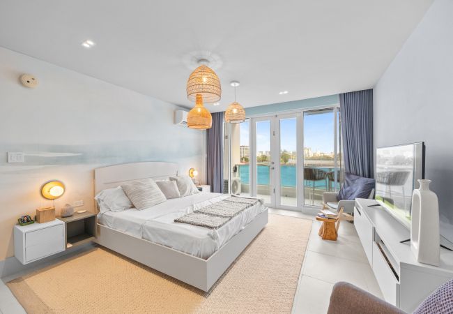 Apartamento en San Juan - Bright & Modern Suite for Couples