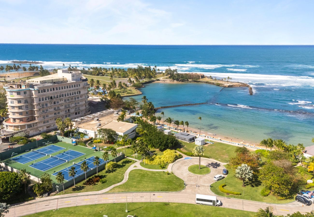 Apartamento en San Juan - Bright & Modern Suite for Couples