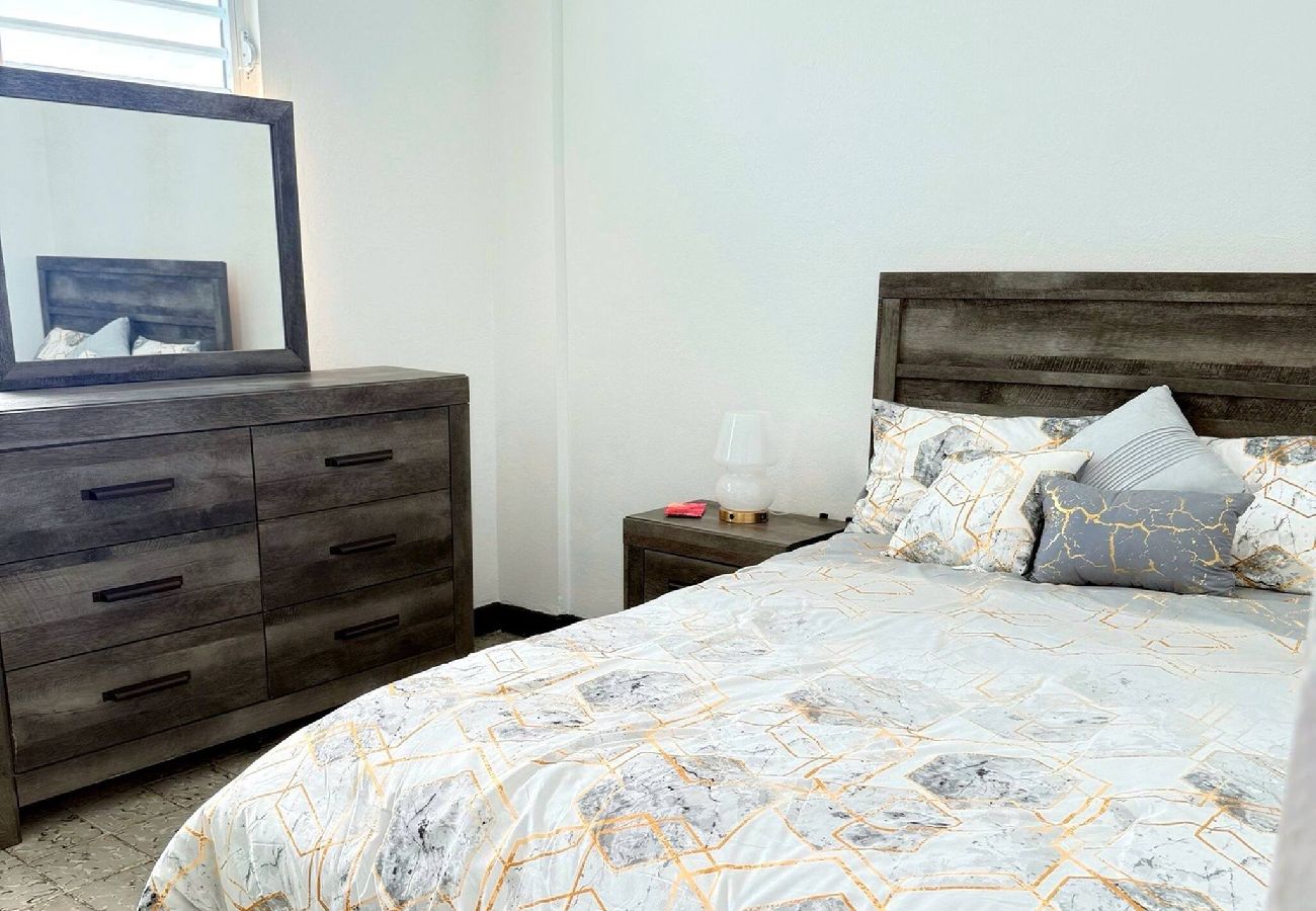 Apartamento en Ponce - Charming 3BR Near Ponce Attractions