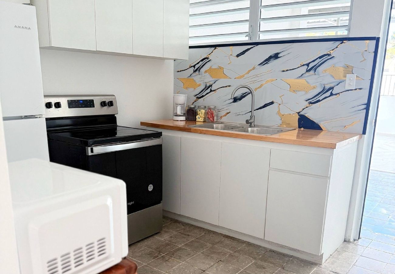 Apartamento en Ponce - Charming 3BR Near Ponce Attractions