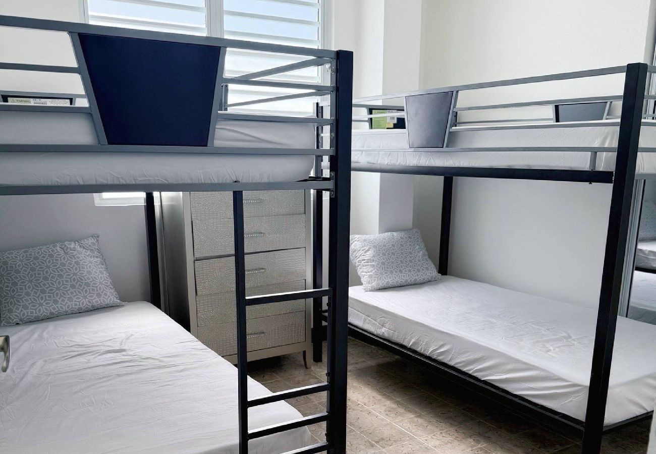 Apartamento en Ponce - Charming 3BR Near Ponce Attractions