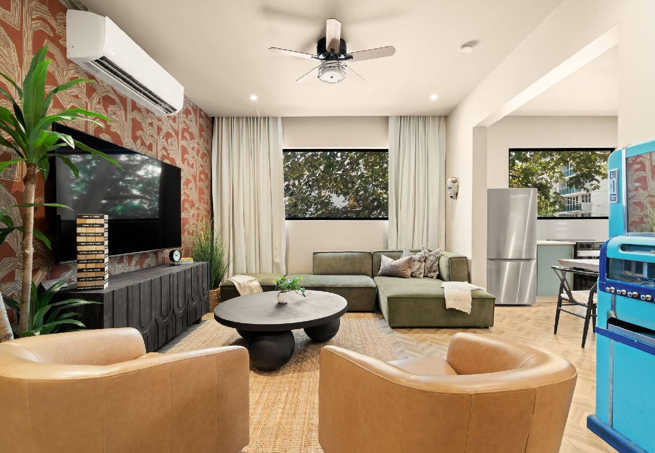 Apartamento en San Juan - Condado Modern Haven, 3-Bedroom Beach Escape 