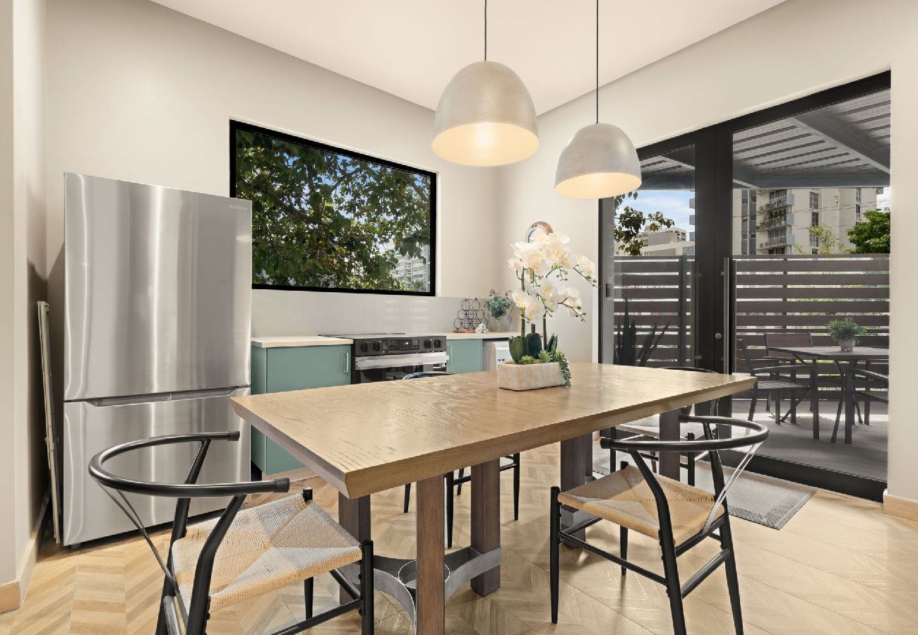 Apartamento en San Juan - Condado Modern Haven, 3-Bedroom Beach Escape 