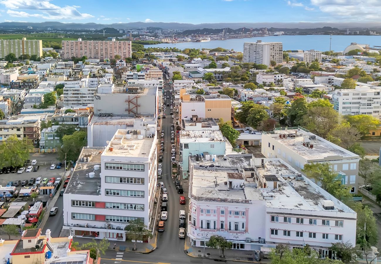 Apartamento en San Juan - Oasis de 3 habitaciones en Calle Cerra con balcón