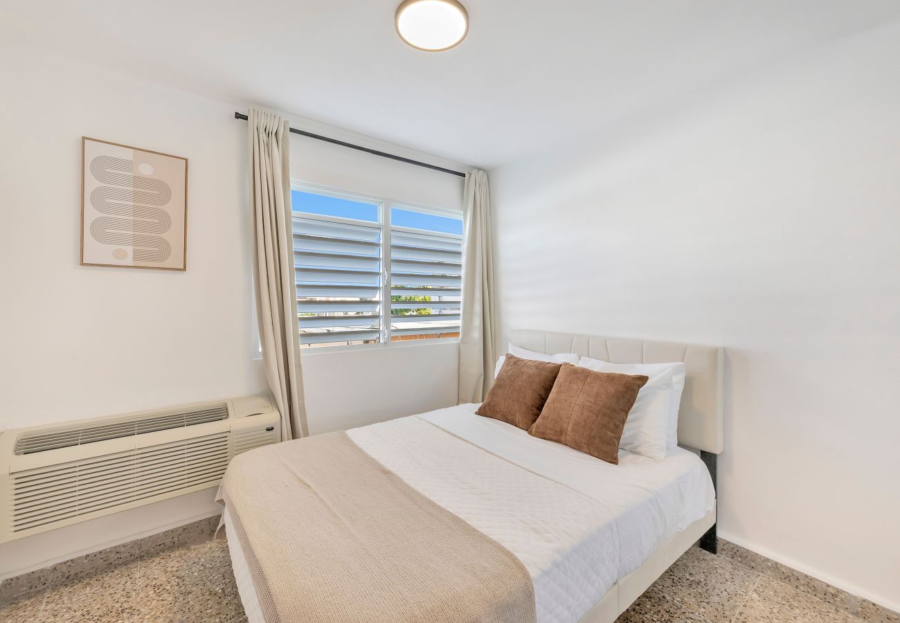 Apartamento en San Juan - Escapada en Calle Cerra · 3 habitaciones con balcón