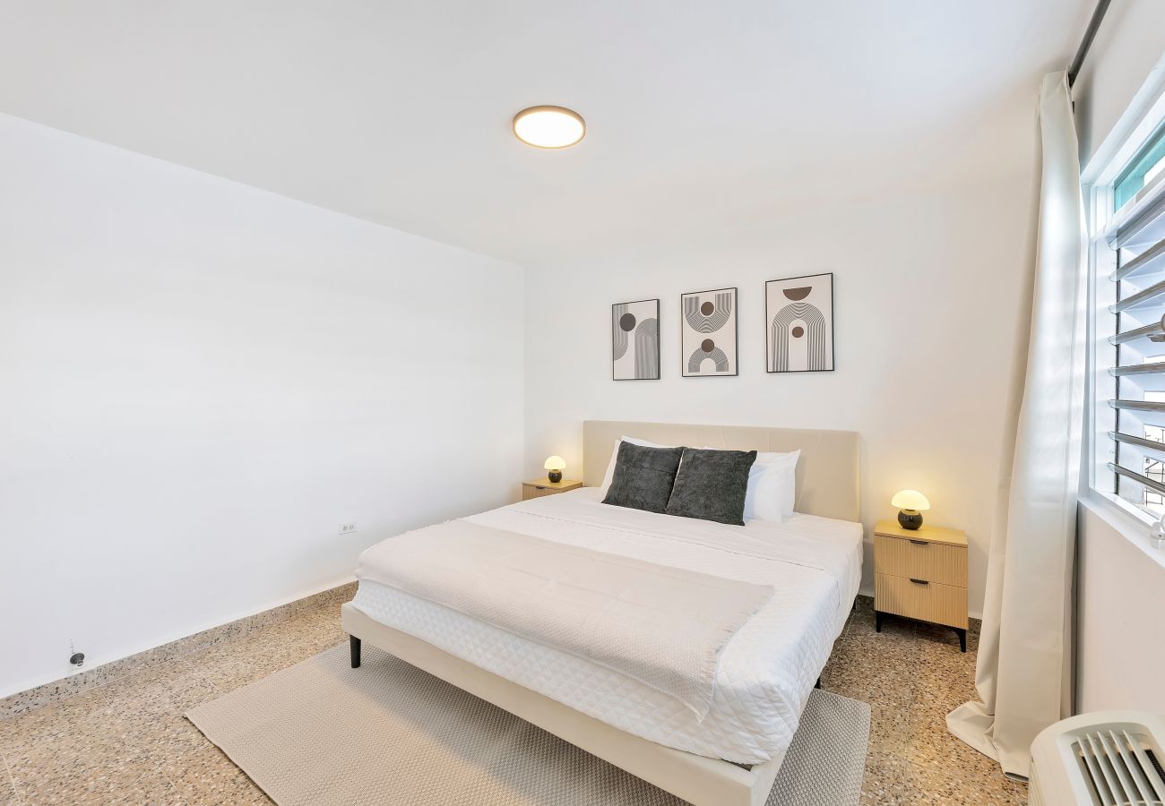 Apartamento en San Juan - Escapada en Calle Cerra · 3 habitaciones con balcón