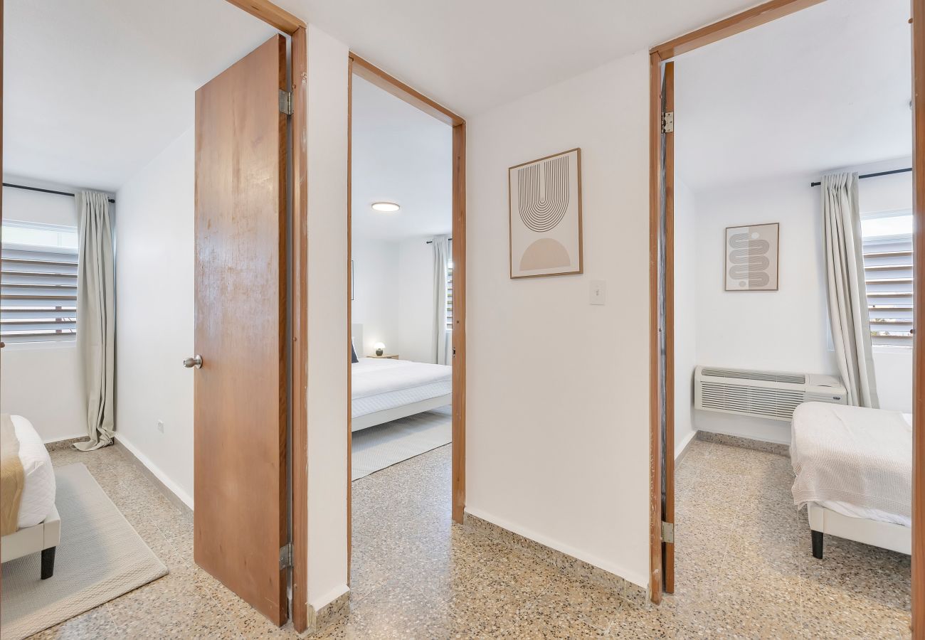 Apartamento en San Juan - Escapada en Calle Cerra · 3 habitaciones con balcón