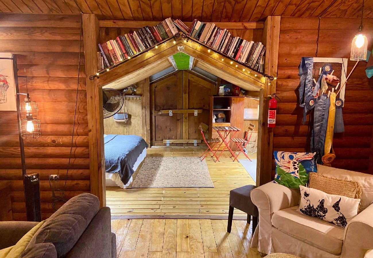 Agroturismo en Cidra - La Loma: Cozy Retreat with Jacuzzi & Views 