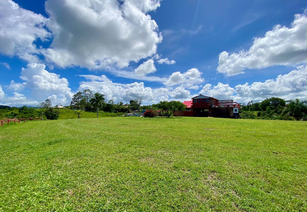 Agroturismo en Cidra - La Loma: Cozy Retreat with Jacuzzi & Views 