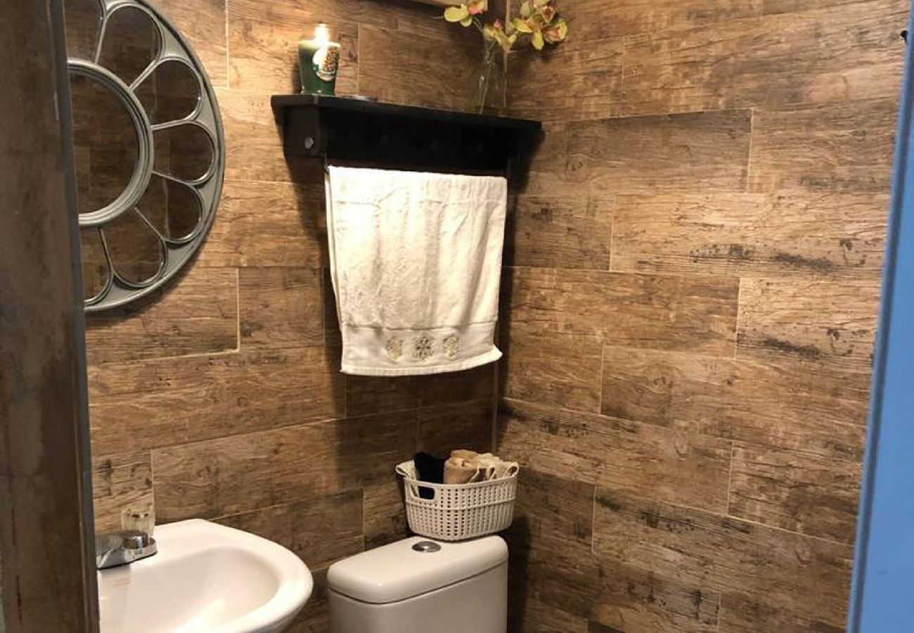 Agroturismo en Cidra - La Loma: Cozy Retreat with Jacuzzi & Views 