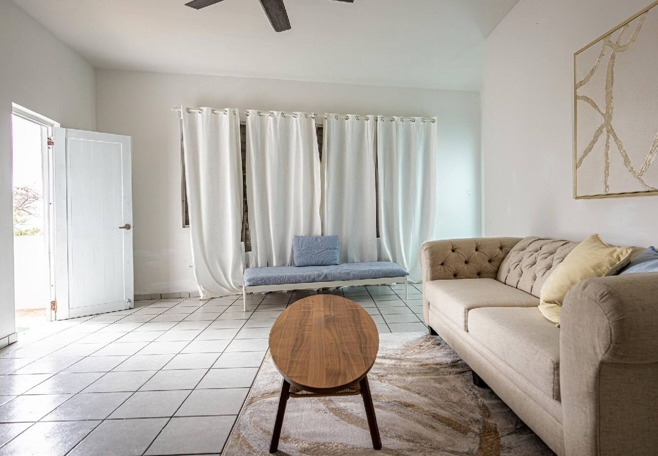 Apartamento en San Juan - Budget Friendly Apt with 2 Balconies Near Beach 