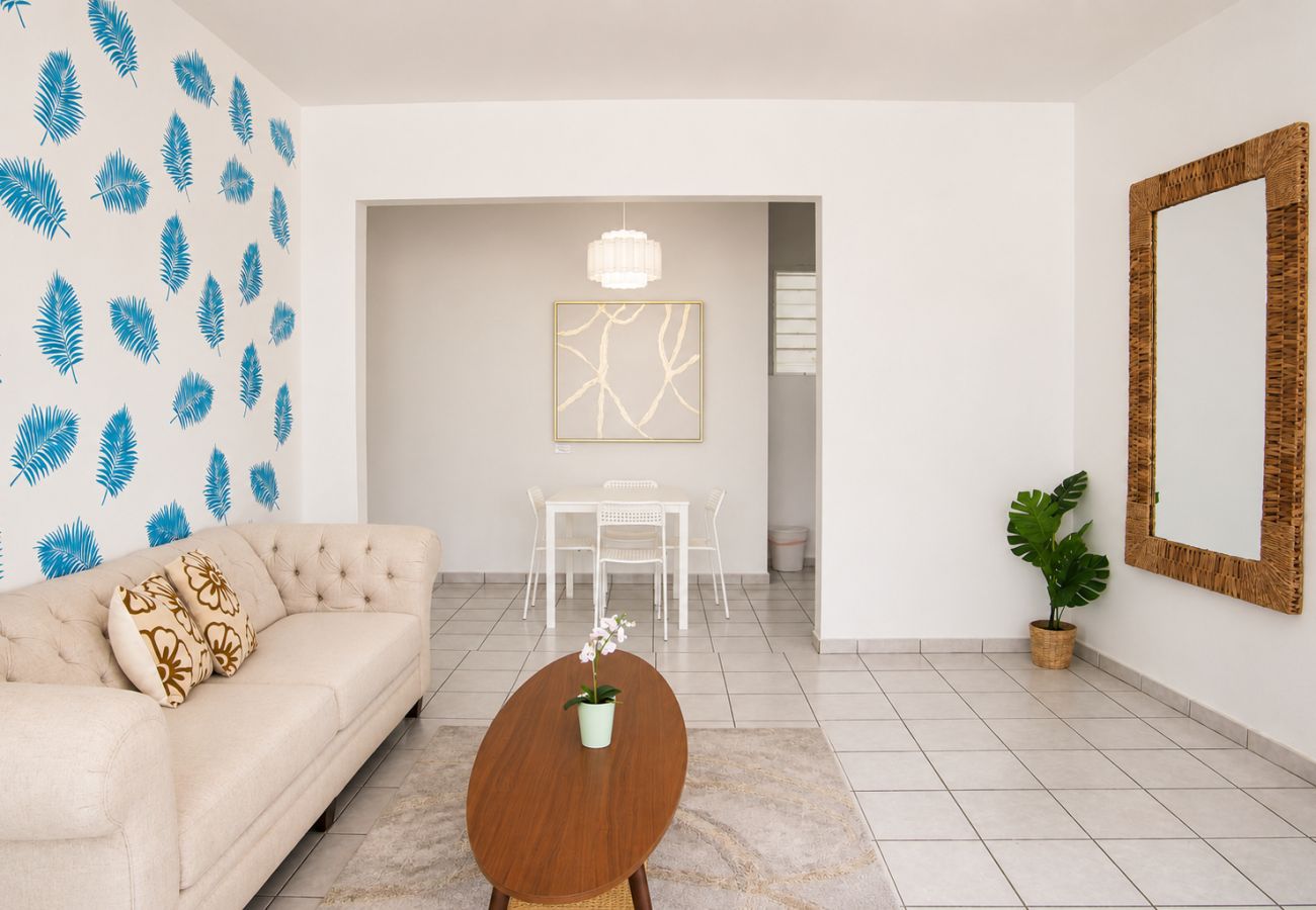 Apartamento en San Juan - Budget Friendly Apt with 2 Balconies Near Beach 