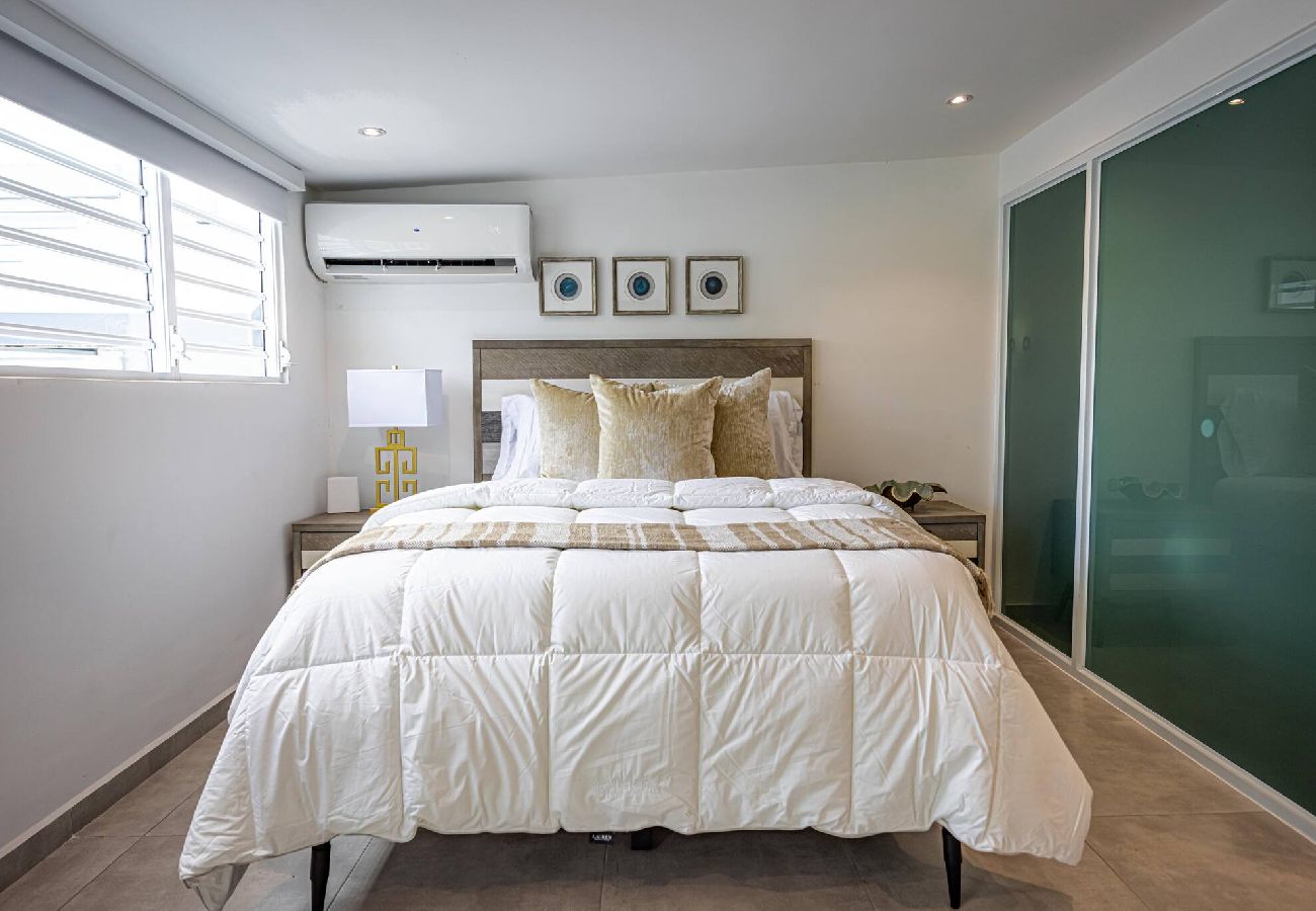 Apartamento en San Juan - Stylish and  Comfortable Studio Steps from La Cerra 