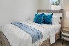 Apartamento en San Juan - Stylish 2 Br Apartment Steps from La Cerra 