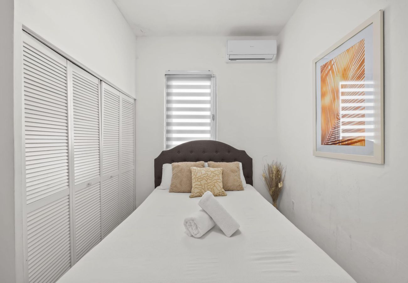 Casa en San Juan - Cozy Family Apartment at San Juan 