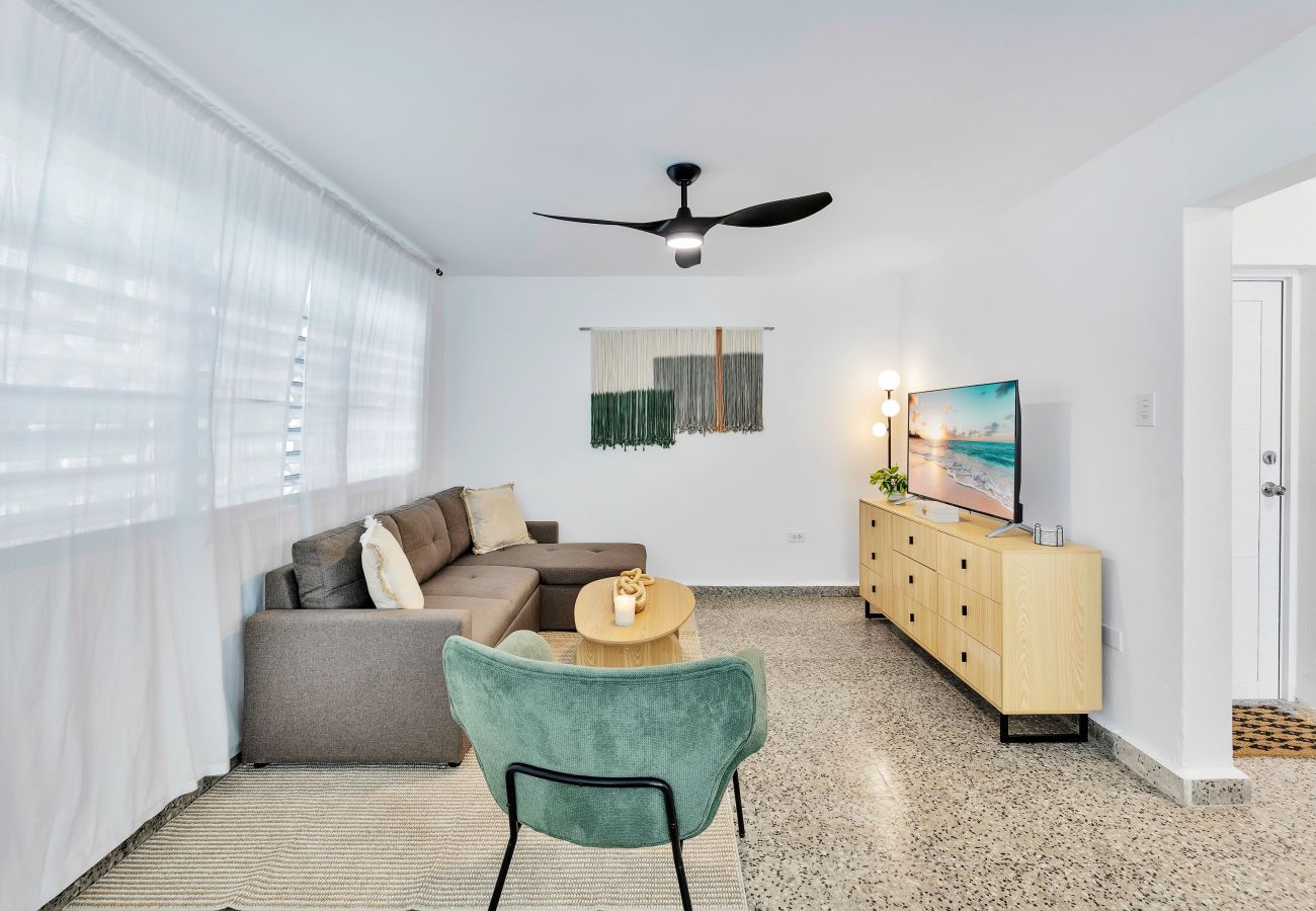 Apartamento en San Juan - 3H Cerca de Restaurantes y Entretenimiento Capacidad para 7 huéspedes