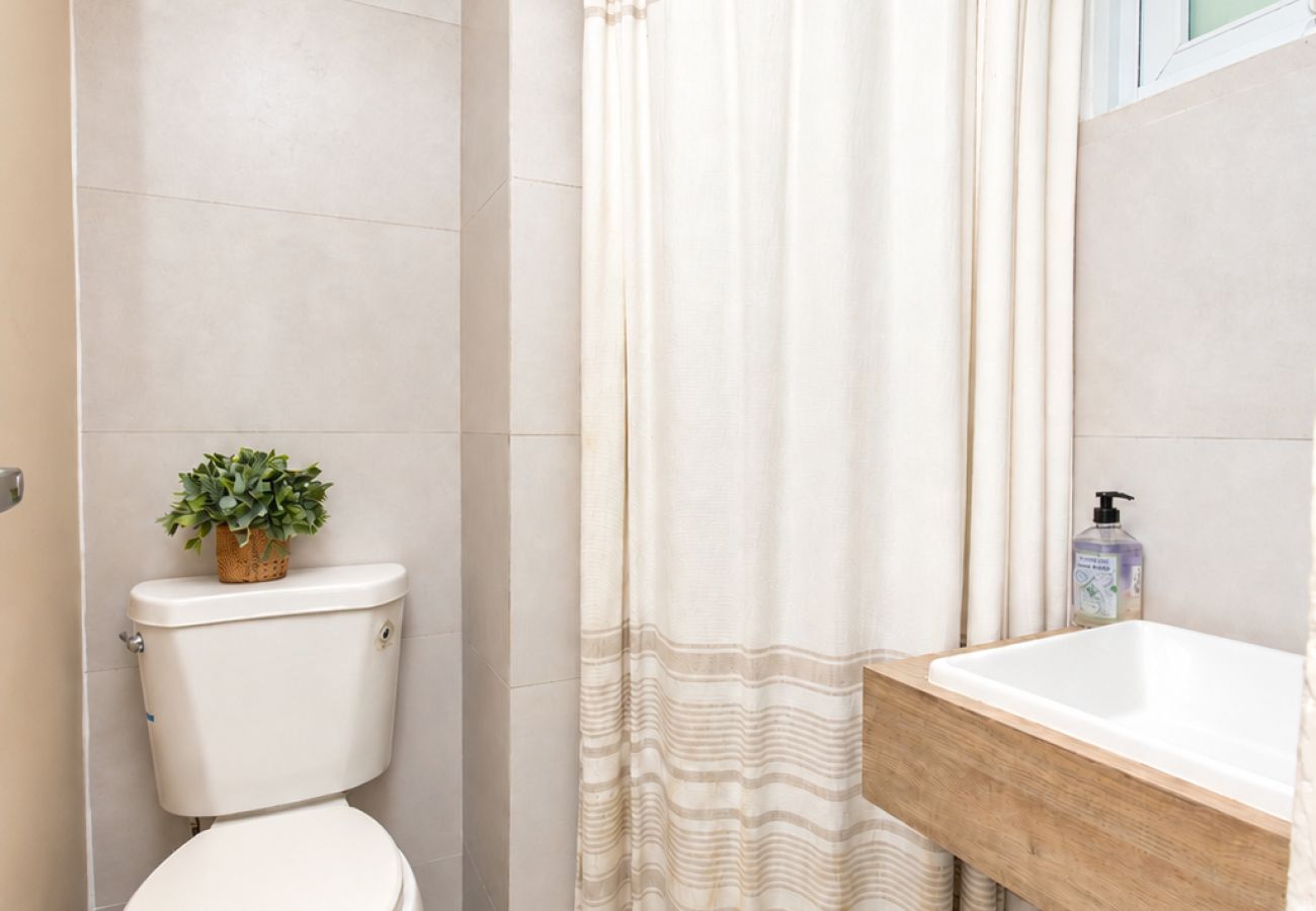 Apartamento en San Juan - Cozy 2 Br Apartment Steps from La Cerra 