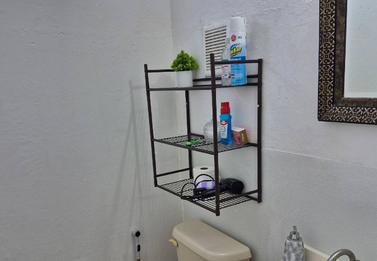 Apartamento en Levittown - Cozy 1BR Apartment in Levittown for 2 Guests