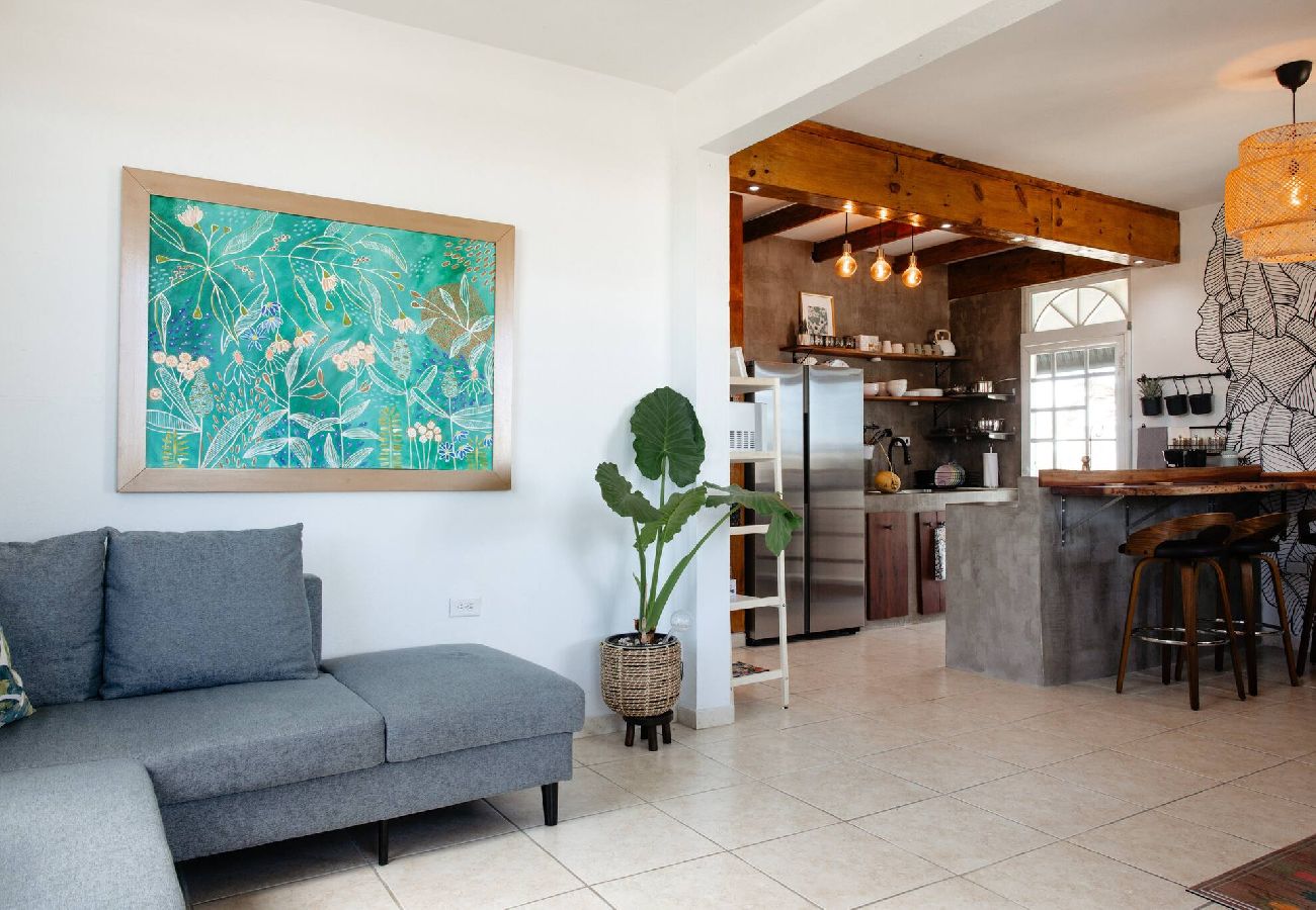 Casa en Camuy - Frente al mar CasaFamiliar Rústica Equipada para 8 