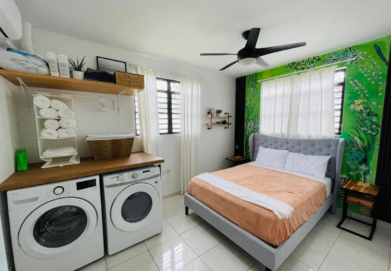 Casa en Camuy - Frente al mar CasaFamiliar Rústica Equipada para 8 
