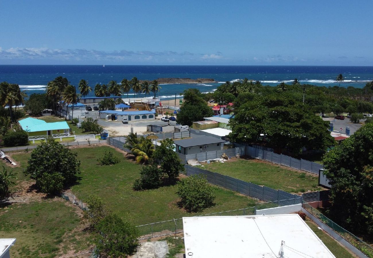Casa en Camuy - Frente al mar CasaFamiliar Rústica Equipada para 8 