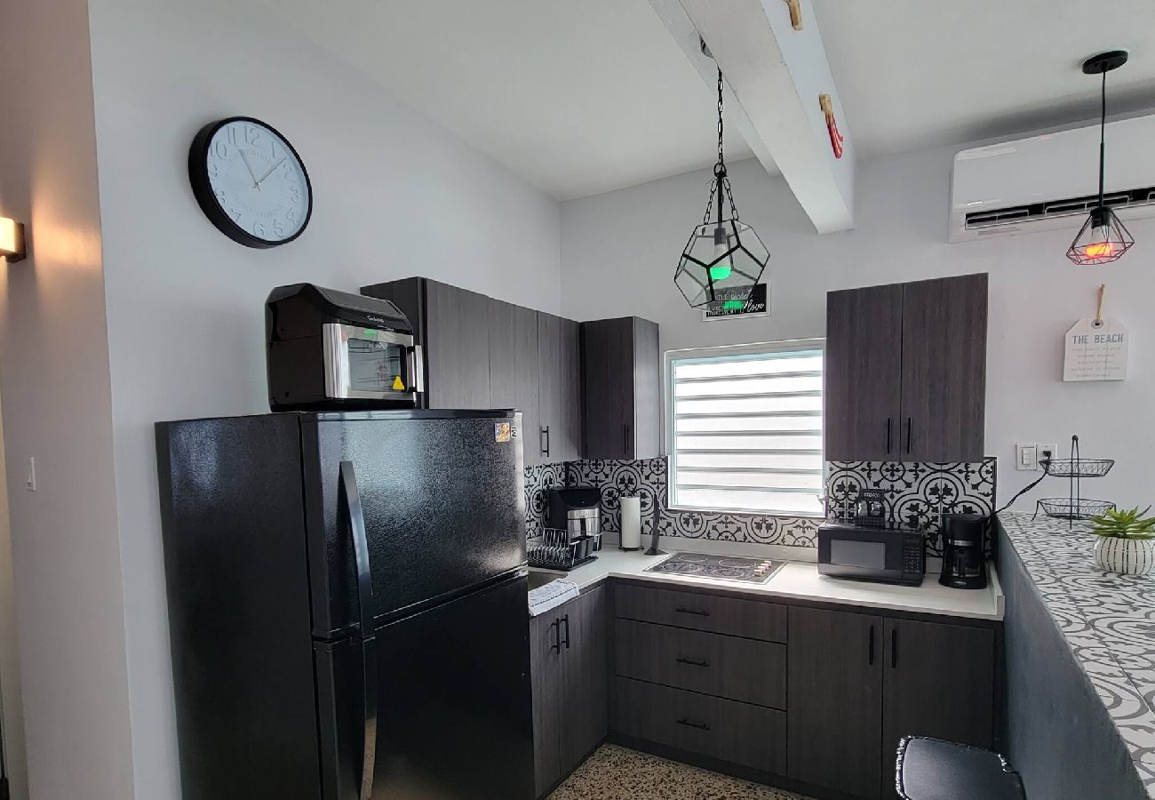 Casa en Carolina - Spacious Fam Retreat with Guest Home Near Beach 