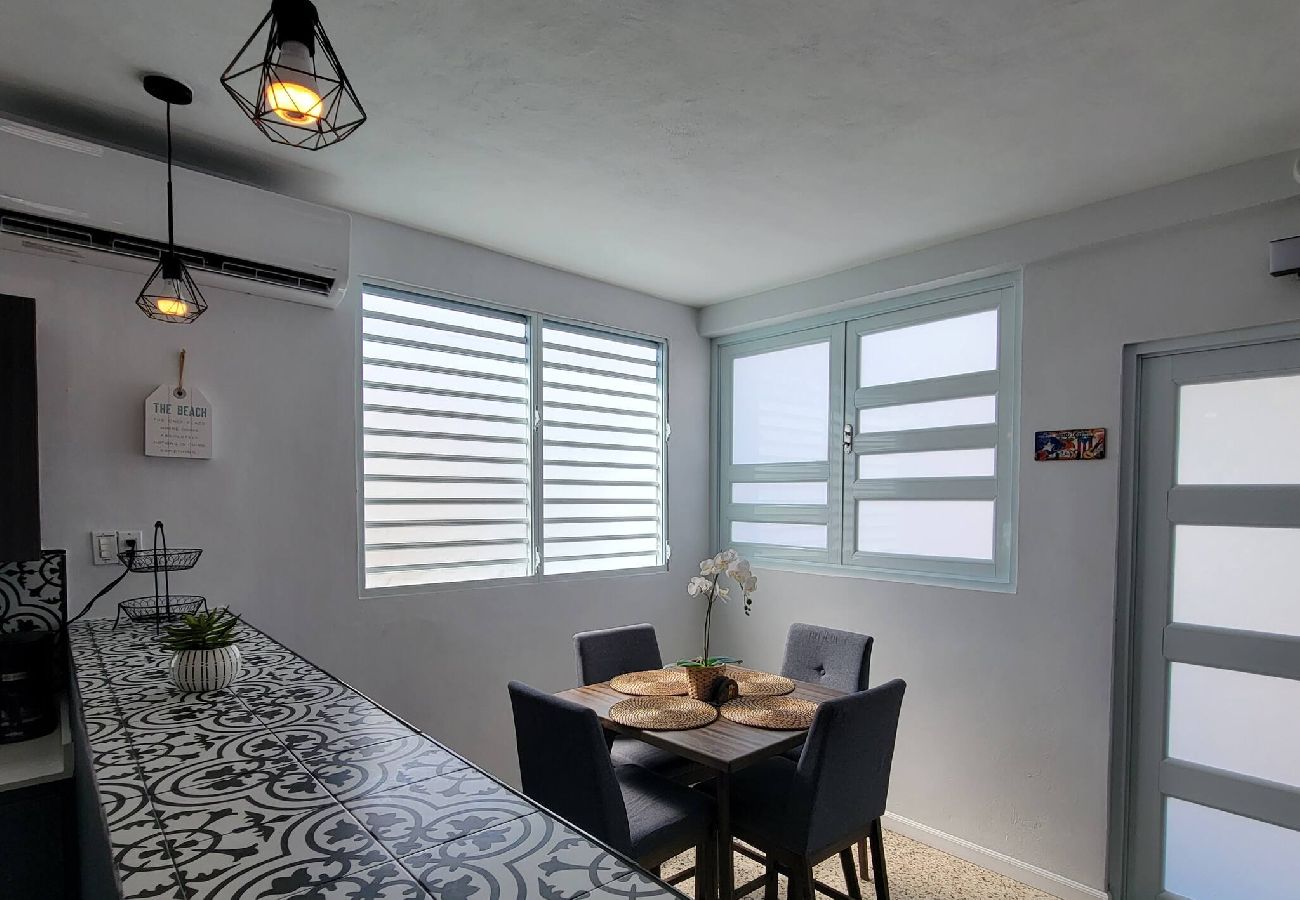 Casa en Carolina - Spacious Fam Retreat with Guest Home Near Beach 
