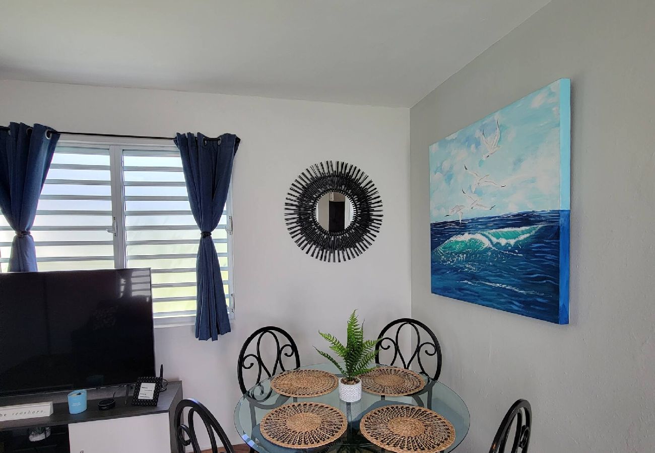 Casa en Carolina - Spacious Fam Retreat with Guest Home Near Beach 