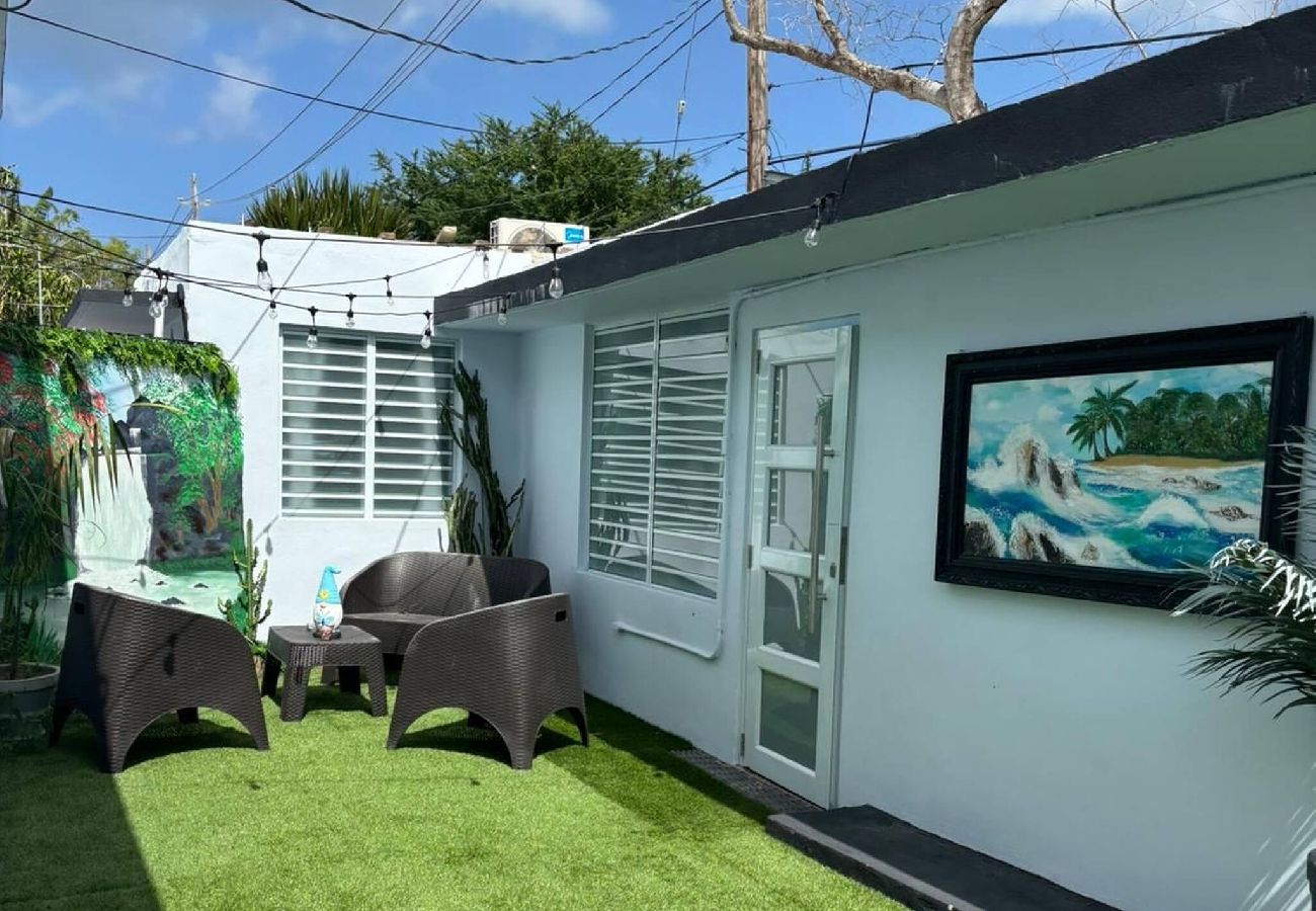 Casa en Carolina - Spacious Fam Retreat with Guest Home Near Beach 