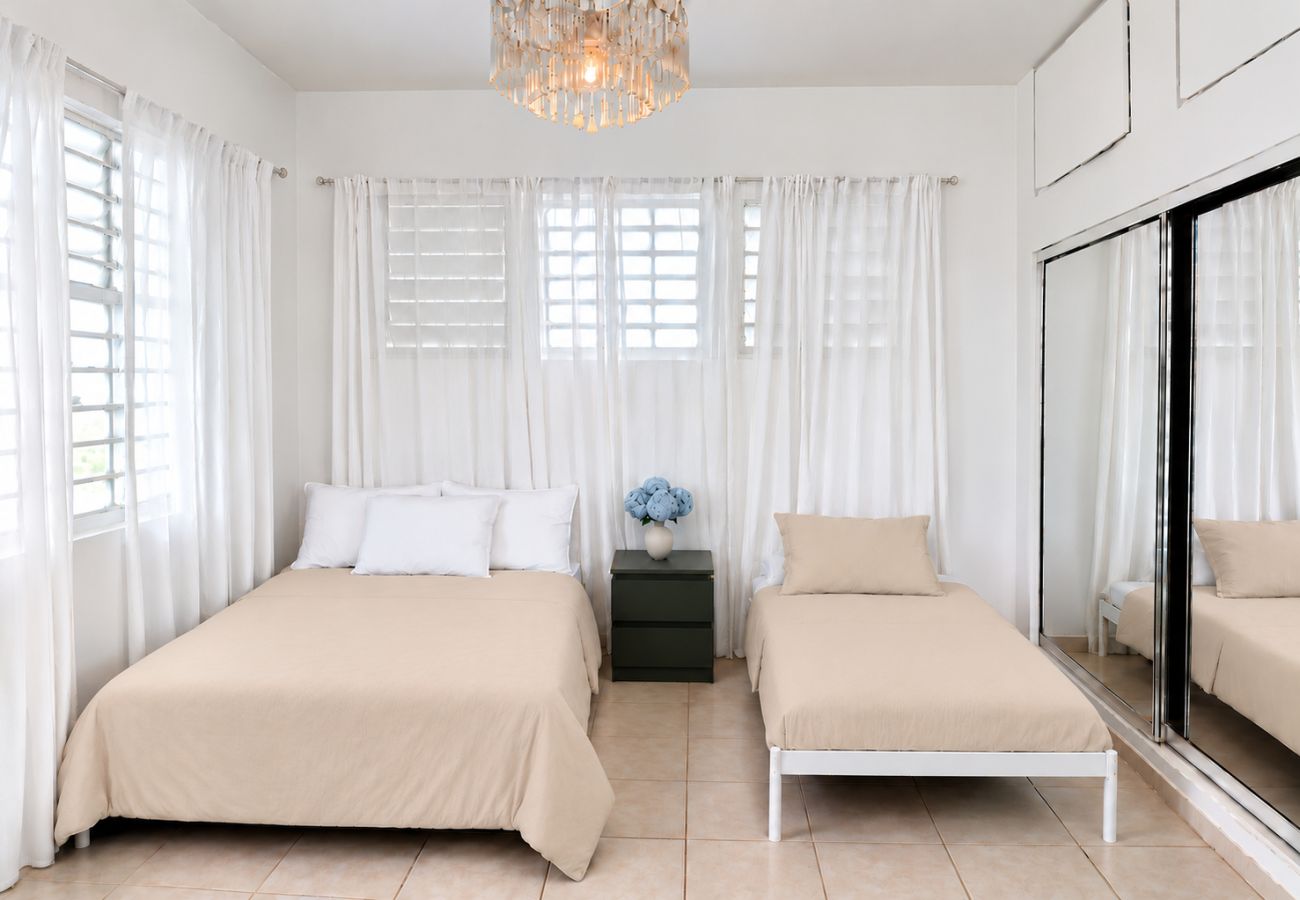 Apartamento en San Juan - Spacious 1BR Apt Steps from Beach and Old San Juan 
