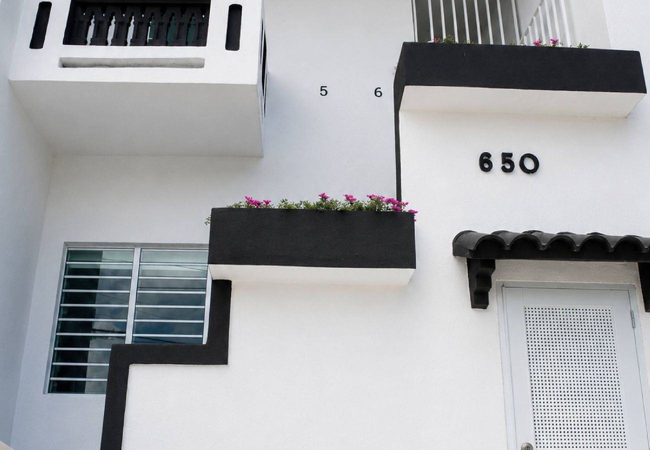 Apartamento en San Juan - Cozy 2BR with a View Steps from La Cerra 