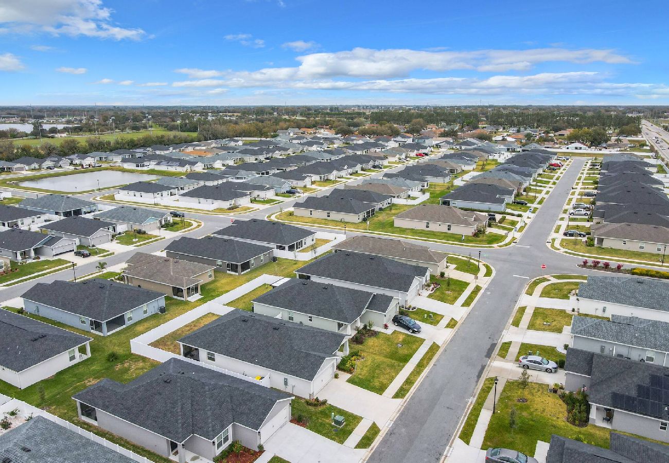 Casa en Auburndale - Encanto At Auburndale 