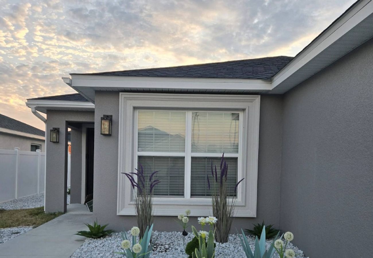 Casa en Auburndale - Encanto At Auburndale 